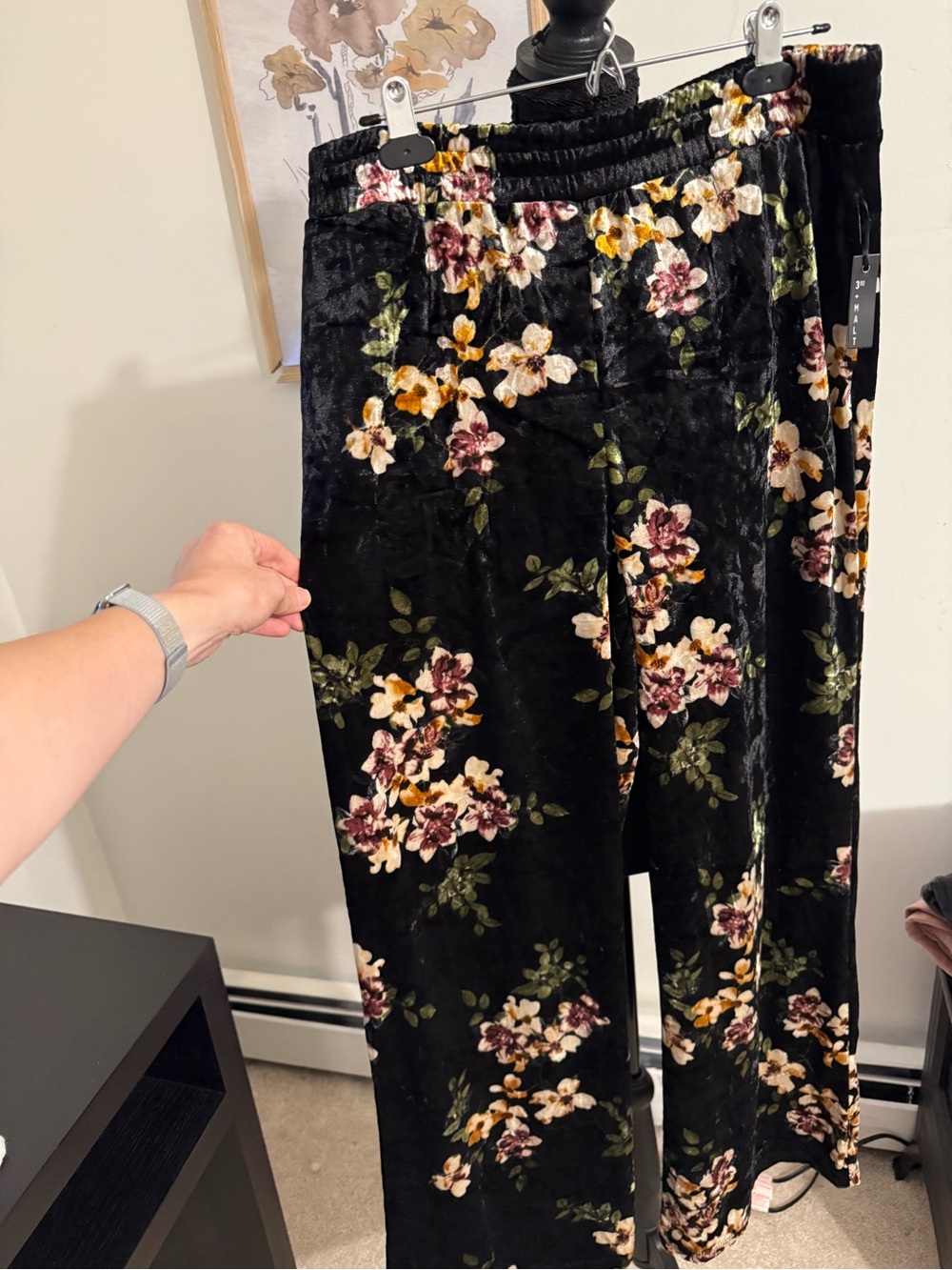 NWT 3rd + Malt floral velvet pants, women’s size Large.